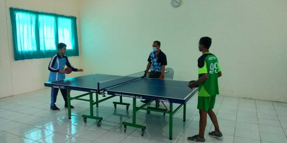 lomba-tennis